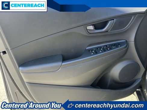 Used 2023 Hyundai Kona SEL AWD/4WD image 14