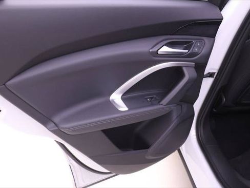 Certified 2025 Audi Q5 Premium w/ Convenience Package AWD/4WD image 18