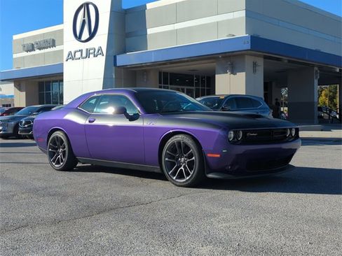 Used 2023 Dodge Challenger R/T w/ T/A Package image 2