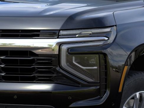 New 2026 Chevrolet Suburban LS RWD image 11