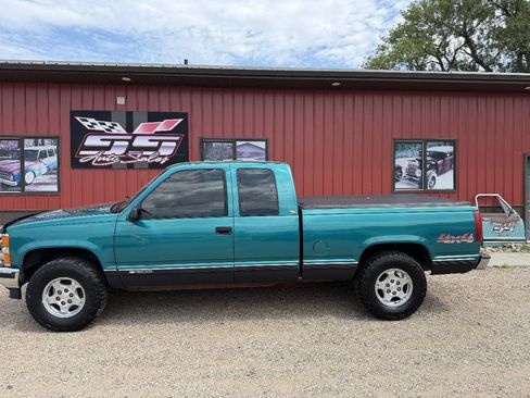 Used 1995 Chevrolet Silverado 1500 4x4 Extended Cab image 1