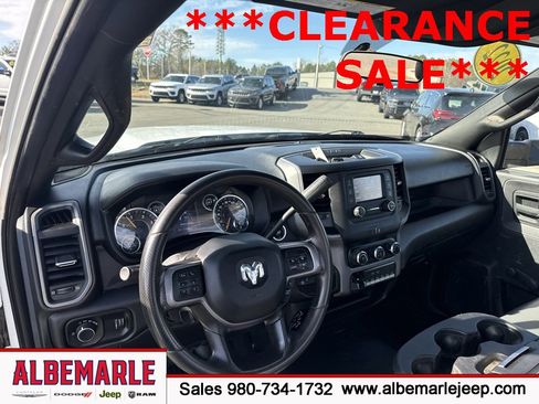 Used 2022 RAM 5500 Tradesman w/ Electrical Accessory Group image 38