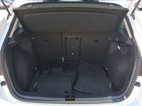 Certified 2024 Volkswagen Taos S FWD image 9