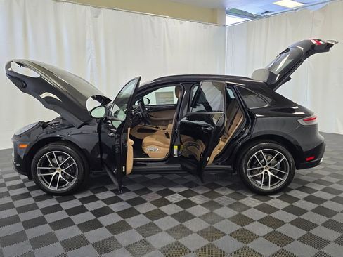 New 2025 Porsche Macan image 13