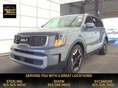 Used 2025 Kia Telluride S image 1