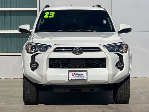 Certified 2023 Toyota 4Runner SR5 Premium image 6