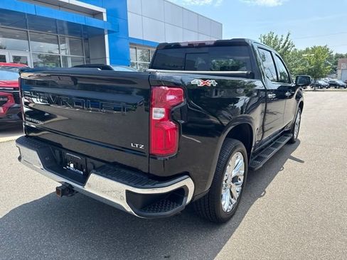 Used 2020 Chevrolet Silverado 1500 LTZ w/ LTZ Premium Package AWD/4WD image 6