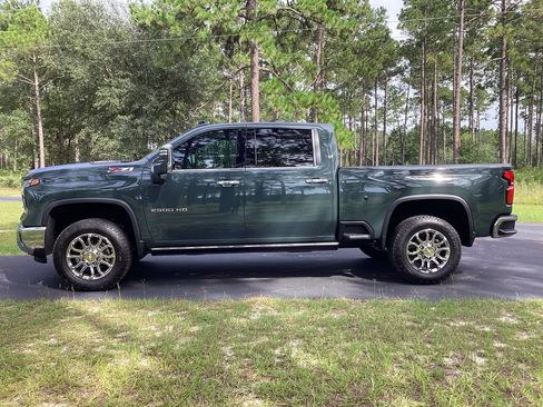 New 2026 Chevrolet Silverado 2500 LTZ w/ LTZ Plus Package AWD/4WD image 2