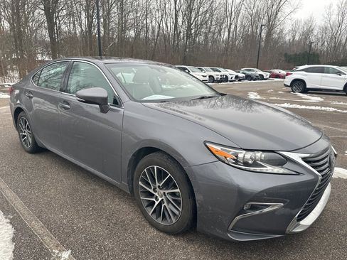 Used 2016 Lexus ES 350 image 2