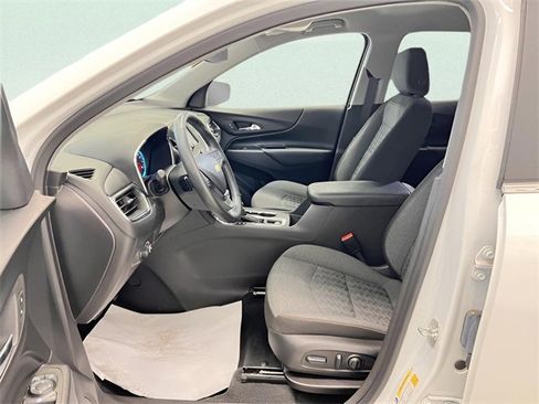 Certified 2024 Chevrolet Equinox LT image 18