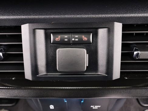 Certified 2023 Ford F150 Lightning Platinum image 17