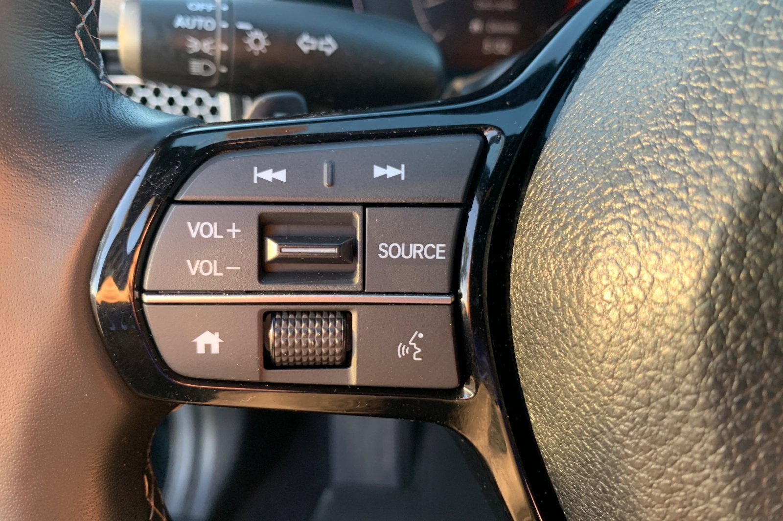 Certified 2025 Honda Civic Sport image 28