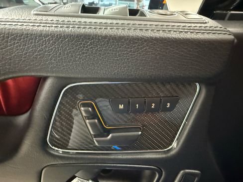 Used 2013 Mercedes-Benz G 550 image 33