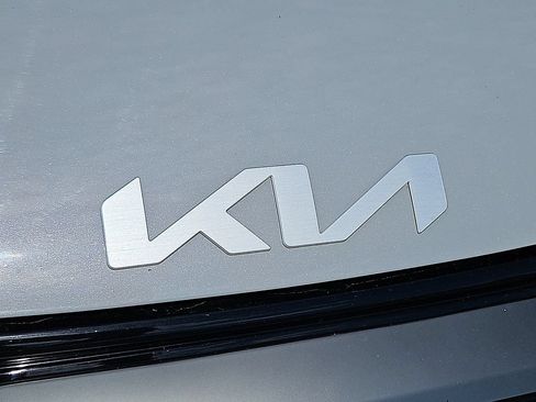 Certified 2023 Kia Sportage X-Line AWD/4WD image 11