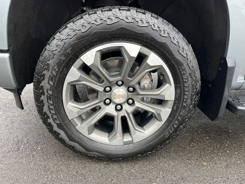 Certified 2024 Chevrolet Silverado 1500 High Country w/ Technology Package image 26