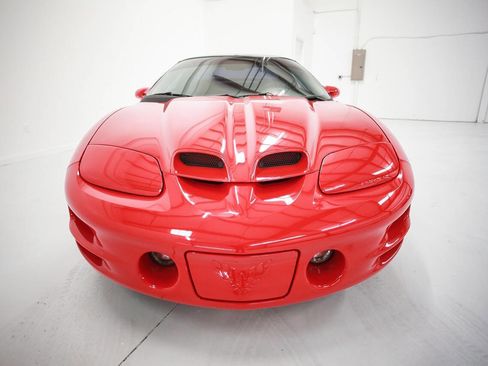 Used 1999 Pontiac Firebird Formula w/ Security Pkg image 2