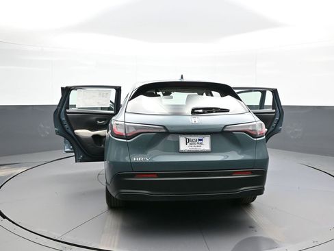Certified 2023 Honda HR-V LX image 45