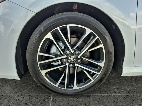 Used 2025 Toyota Camry XLE image 14