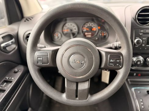 Used 2016 Jeep Compass Sport w/ Power Value Group FWD image 29