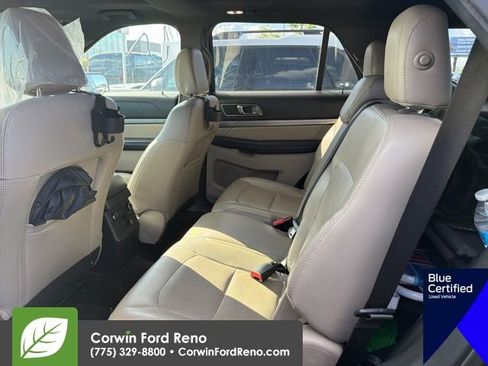 Used 2018 Ford Explorer XLT w/ Equipment Group 202A AWD/4WD image 10