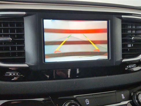 Used 2024 Chrysler Voyager LX image 27