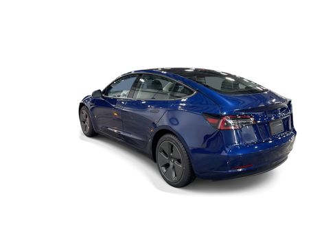 Certified 2023 Tesla Model 3 Standard Range RWD image 4