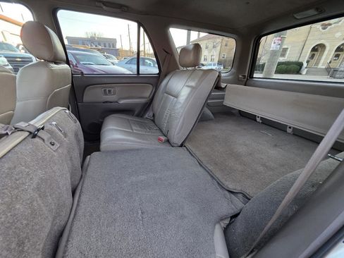 Used 2000 Toyota 4Runner Limited image 34