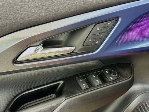 Used 2024 Chevrolet Equinox EV LT image 20