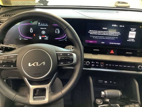 Certified 2024 Kia Sportage X-Line w/ X-Line Premium Package AWD/4WD image 6