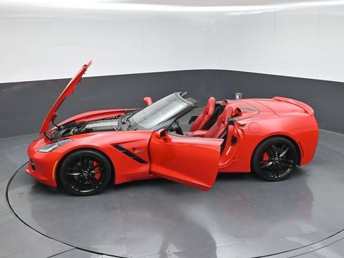 Used 2015 Chevrolet Corvette Stingray Convertible w/ 2LT Preferred Equipment Group RWD image 55