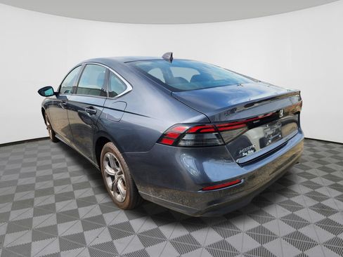 Used 2024 Honda Accord EX image 3