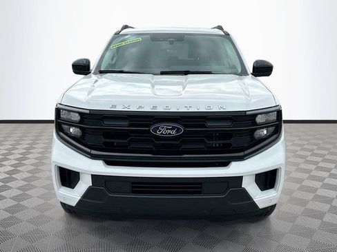 New 2026 Ford Expedition Max Active RWD image 2