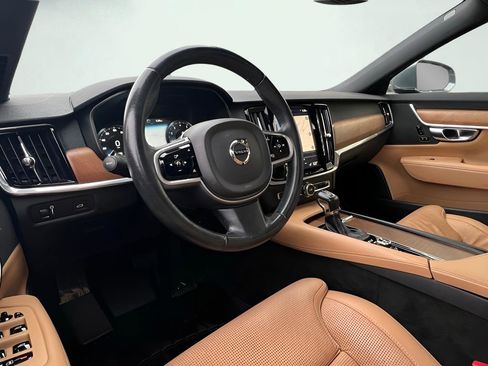 Used 2017 Volvo S90 T5 Inscription w/ Vision Package image 15