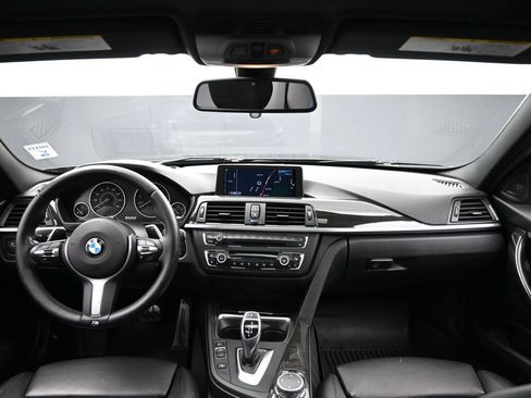 Used 2015 BMW 335i xDrive Sedan AWD/4WD image 29