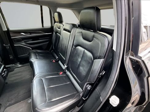 Used 2022 Jeep Grand Cherokee Limited 4xe w/ MOPAR Finishing Package AWD/4WD image 13