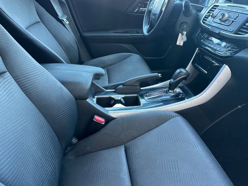 Used 2016 Honda Accord LX image 16