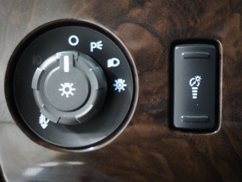 Used 2016 Ford F250 Platinum w/ FX4 Off-Road Package image 29