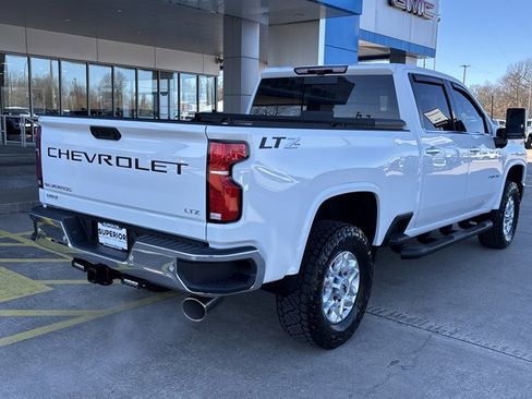 Used 2024 Chevrolet Silverado 2500 LTZ w/ LTZ Convenience Package image 3