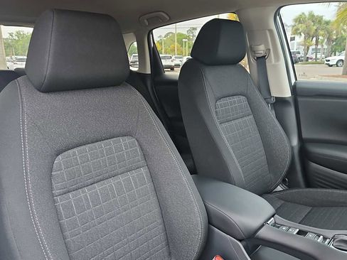 Certified 2026 Honda HR-V LX image 25