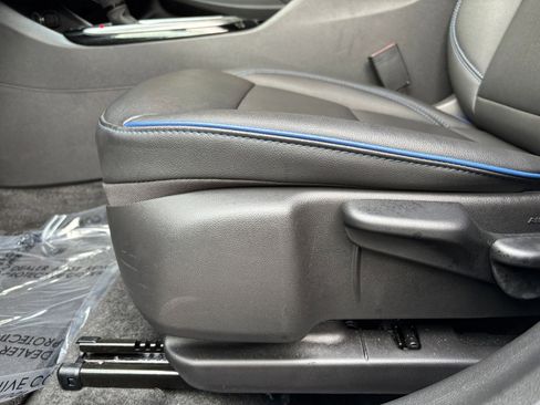 Used 2025 Buick Envista Sport Touring image 27