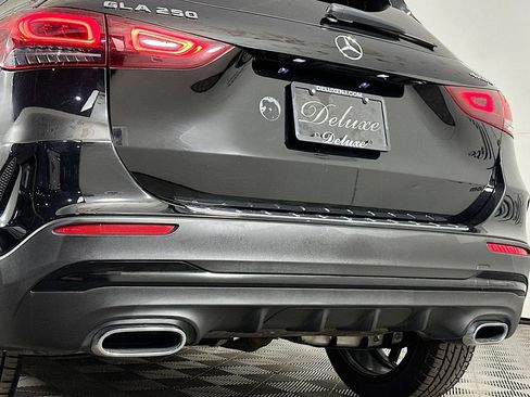 Used 2023 Mercedes-Benz GLA 250 4MATIC image 26