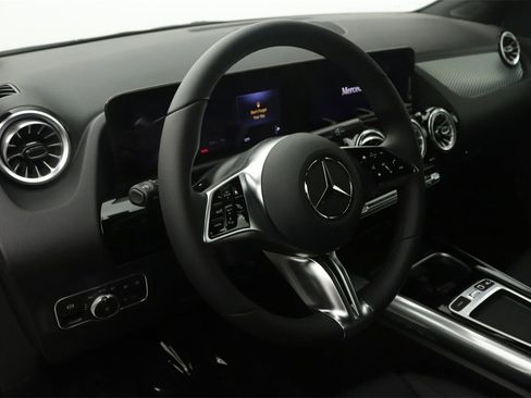 New 2026 Mercedes-Benz GLA 250 image 5