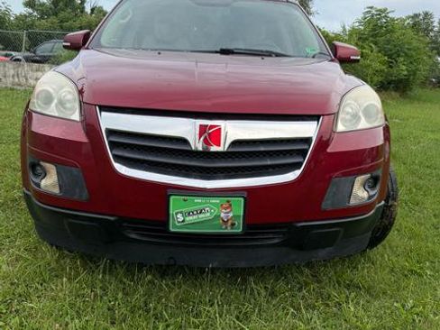 Used 2008 Saturn Outlook XR w/ Premium Trim Package image 2