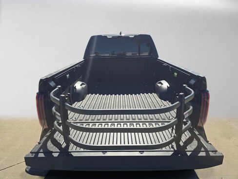 Used 2023 Toyota Tundra Platinum w/ Advanced Package AWD/4WD image 14
