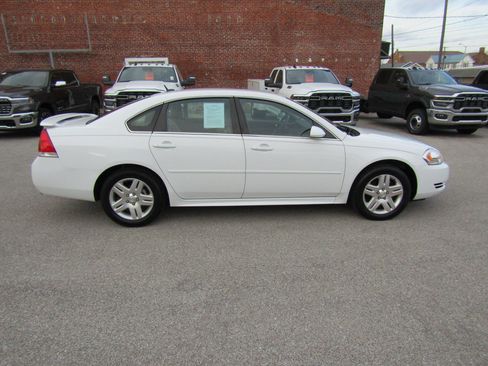 Used 2013 Chevrolet Impala LT FWD image 2