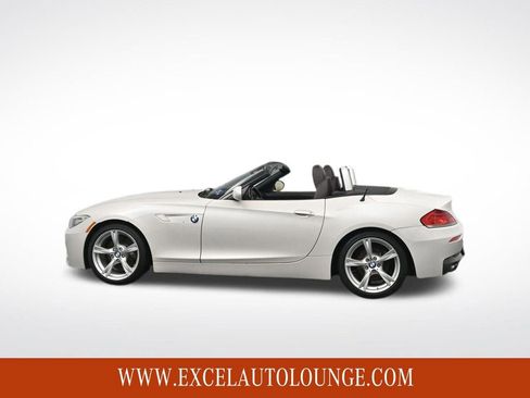 Used 2012 BMW Z4 sDrive28i image 3
