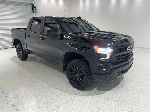 Used 2023 Chevrolet Silverado 1500 LT Trail Boss w/ Protection Package image 7