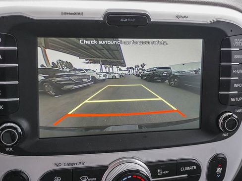 Used 2017 Kia Soul EV + w/ Sun & Fun Package FWD image 24