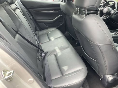 Used 2024 MAZDA MAZDA3 s FWD image 24
