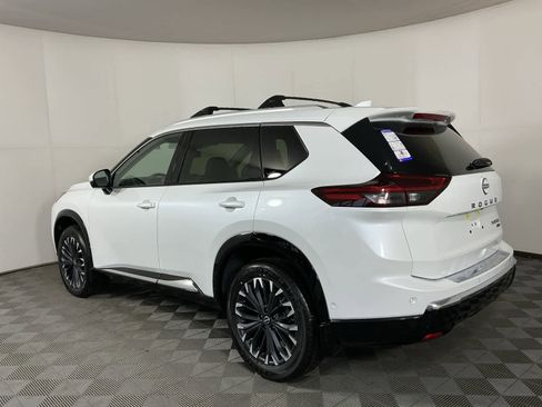 New 2026 Nissan Rogue Platinum w/ Platinum Premium Package image 5